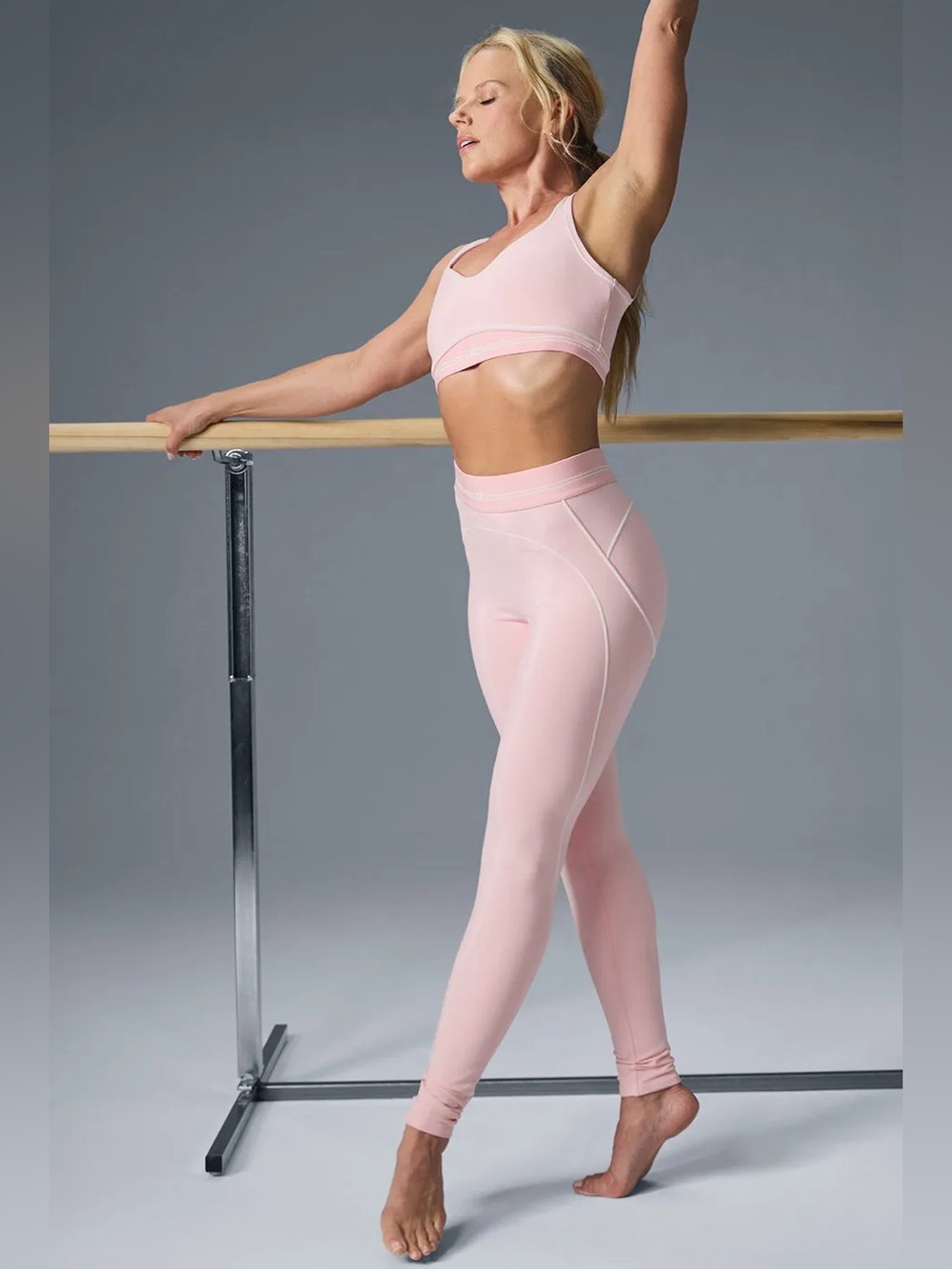 Alo Yoga Airbrush High-Waist Heart Throb Legging & Bra Set